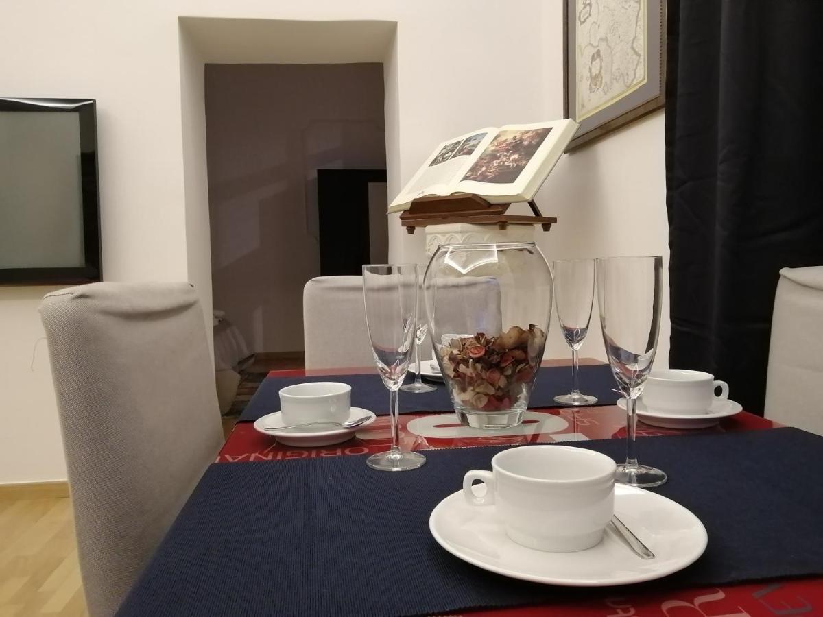 La Dimora Dei Borbone Daire Napoli Dış mekan fotoğraf